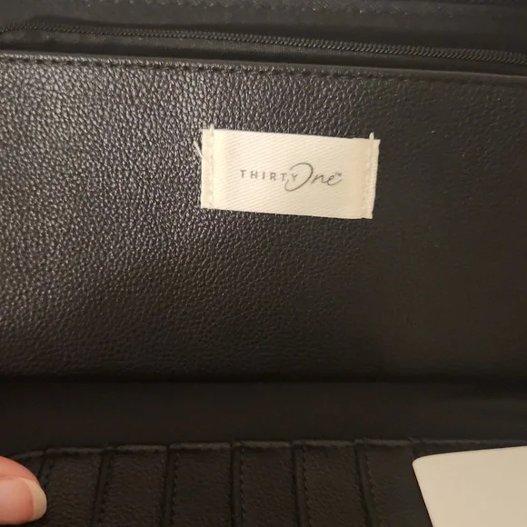 Thirty-one all about the benjamins wallet